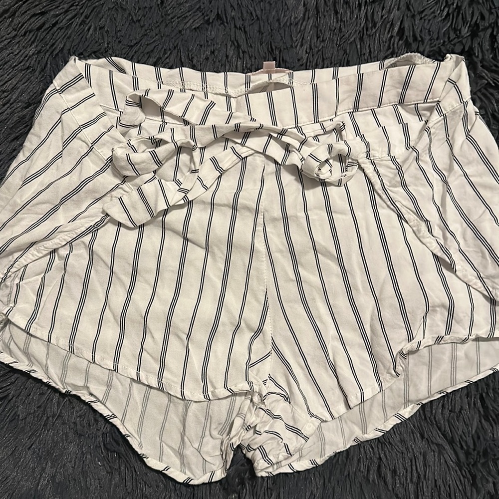 Light weight skort